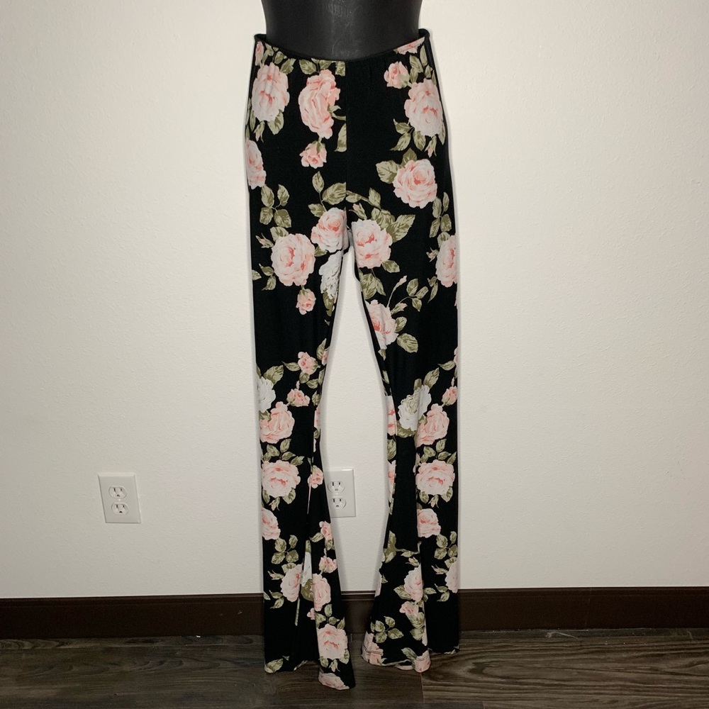 Medium Show Me Your Mumu Bellbottoms